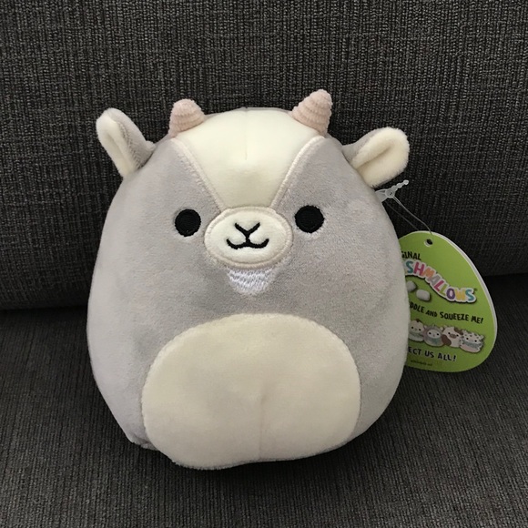Kellytoy Other - Squishmallow 5” Walker the goat NWT